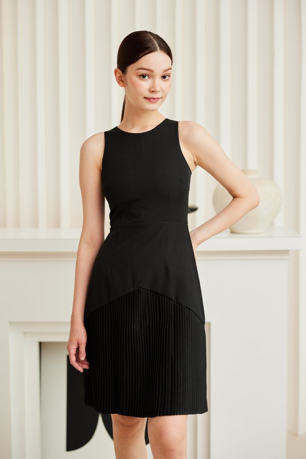 Keira Pleated Dress in Black