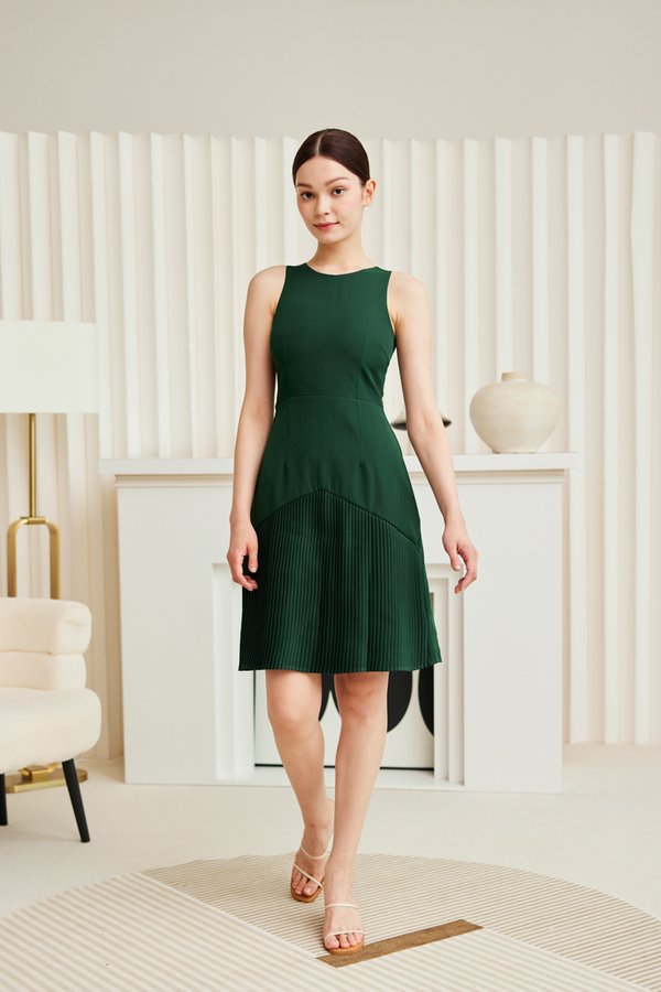Keira Pleated Dress in Forest Green