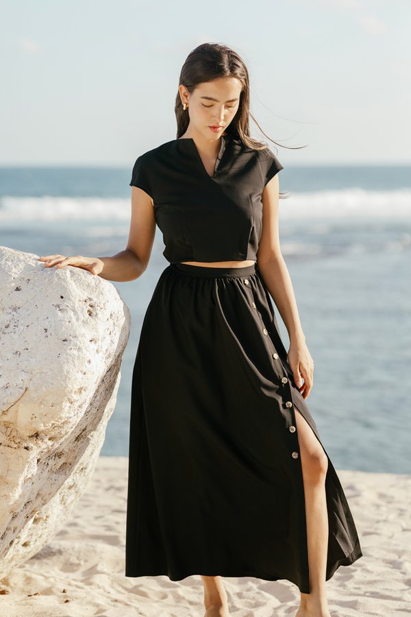 Coastal Side Slit Button Skirt in Black